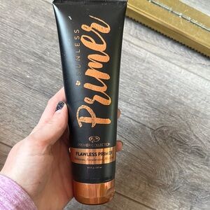 Sunless Flawless Primer - Black and Gold